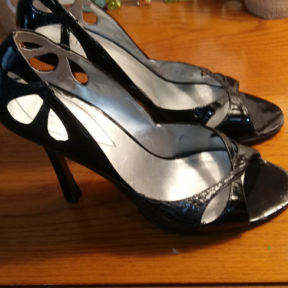 Guess shoes - Picture 2 of 5